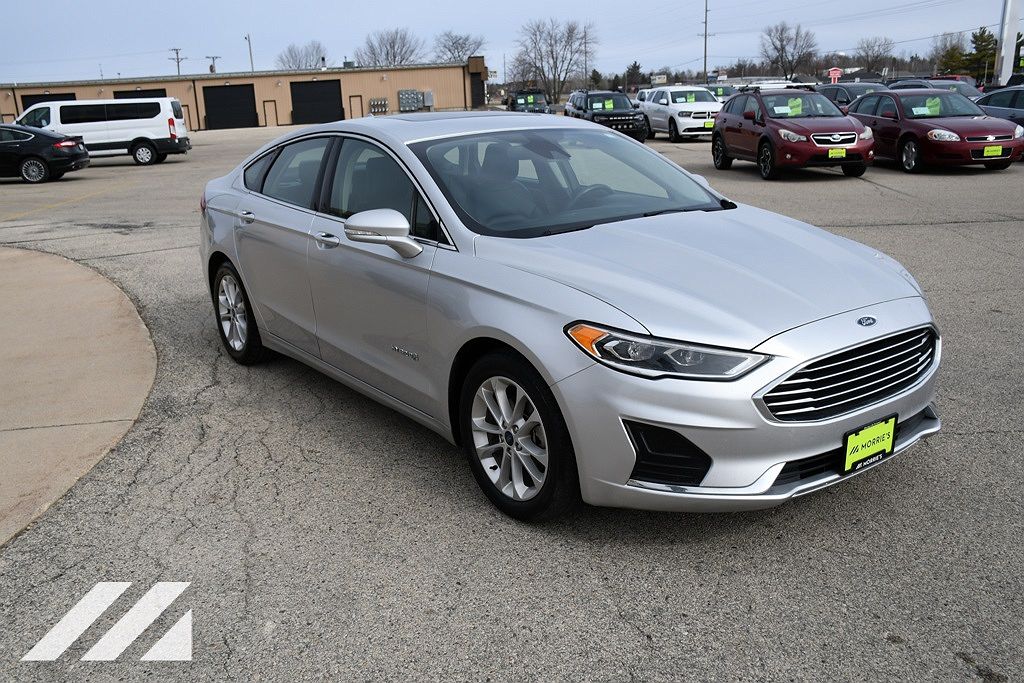 2019 Ford Fusion SEL image 3