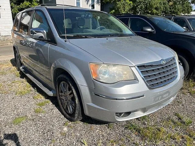 2008 Chrysler Town & Country