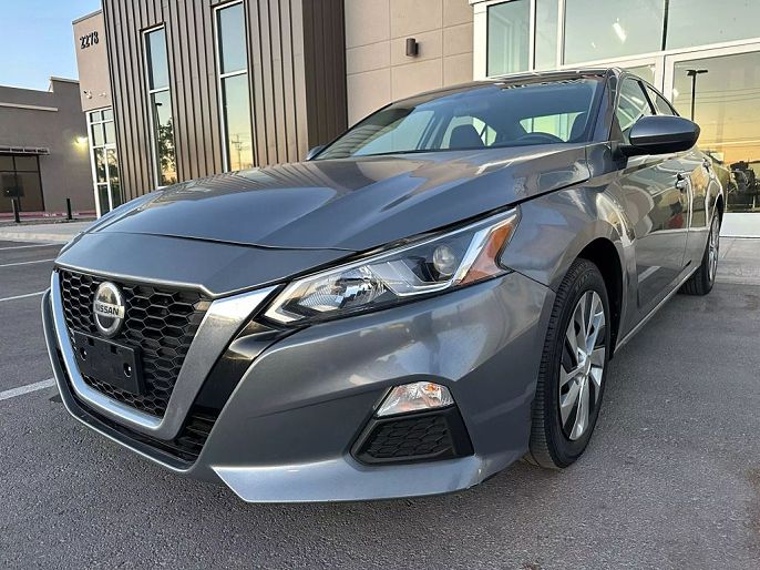 2020 Nissan Altima