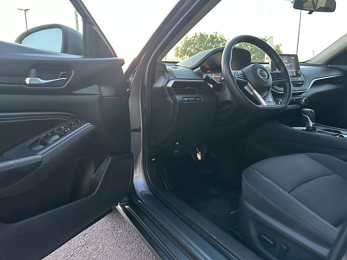 2020 Nissan Altima