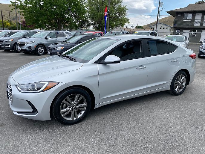 2018 Hyundai Elantra