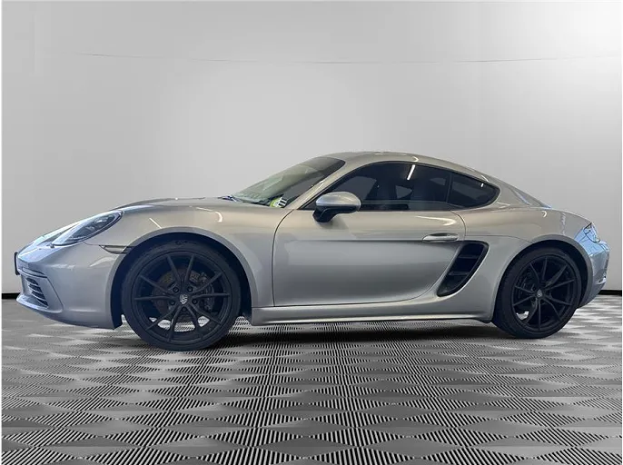 2017 Porsche 718 Cayman