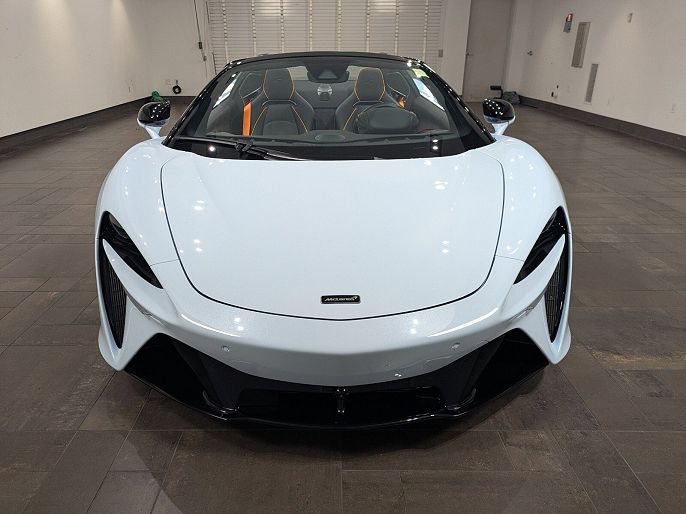 2025 Mclaren Artura