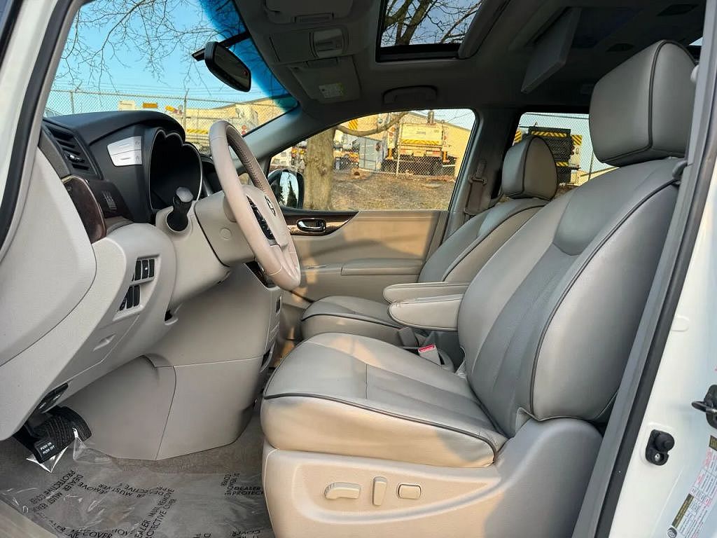 2015 Nissan Quest