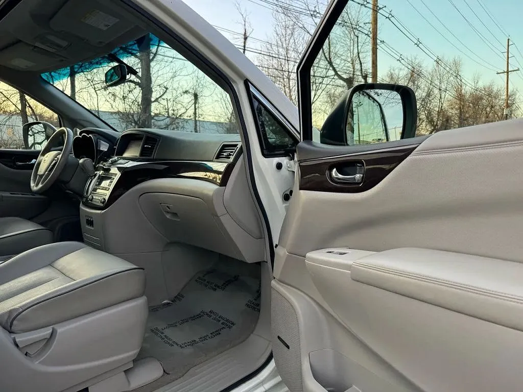 2015 Nissan Quest