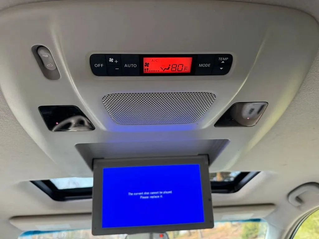 2015 Nissan Quest