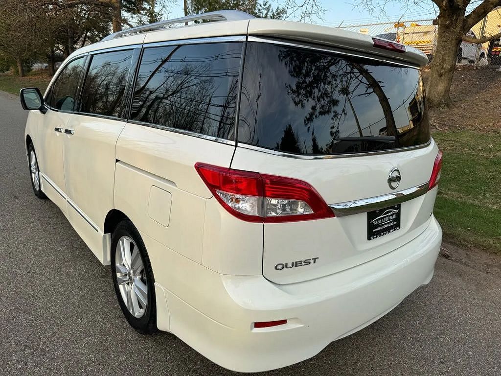 2015 Nissan Quest