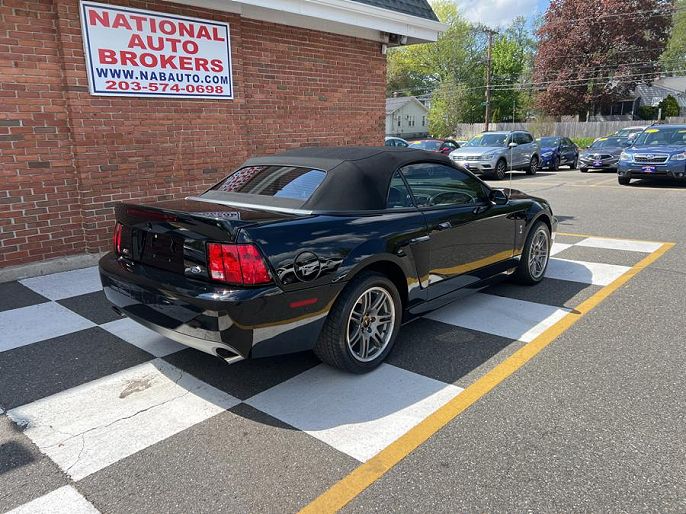 2003 Ford Mustang