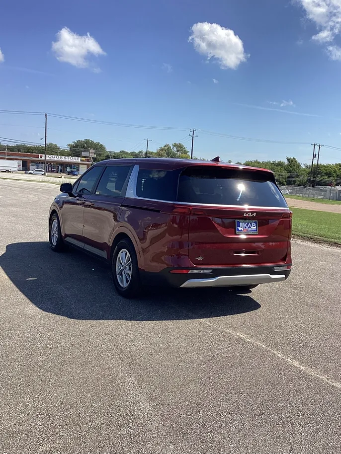 2023 Kia Carnival