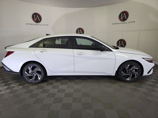 2025 Hyundai Elantra