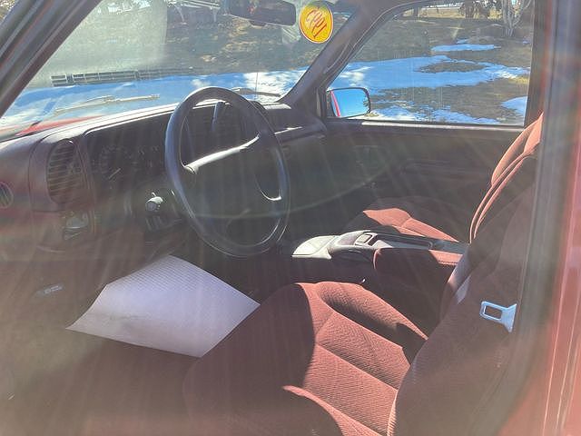 1995 Chevrolet Tahoe null image 3