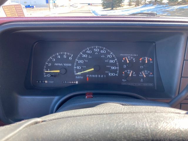 1995 Chevrolet Tahoe null image 5