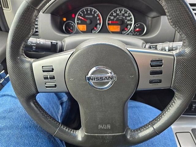 2006 Nissan Pathfinder SE image 26