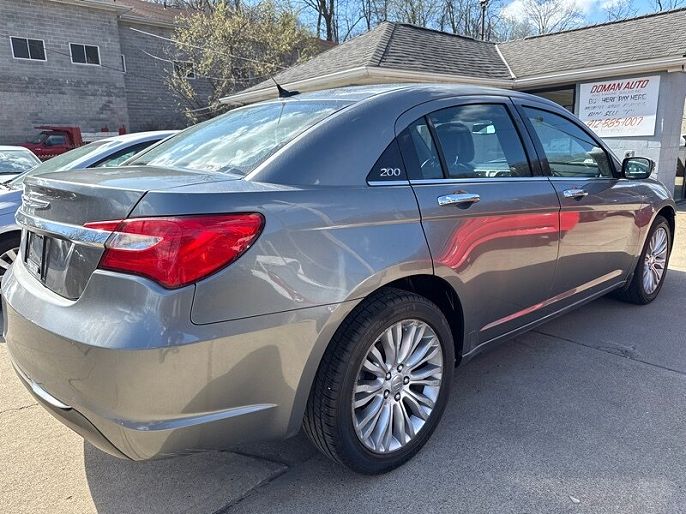 2012 Chrysler 200