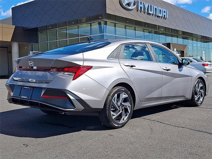 2025 Hyundai Elantra