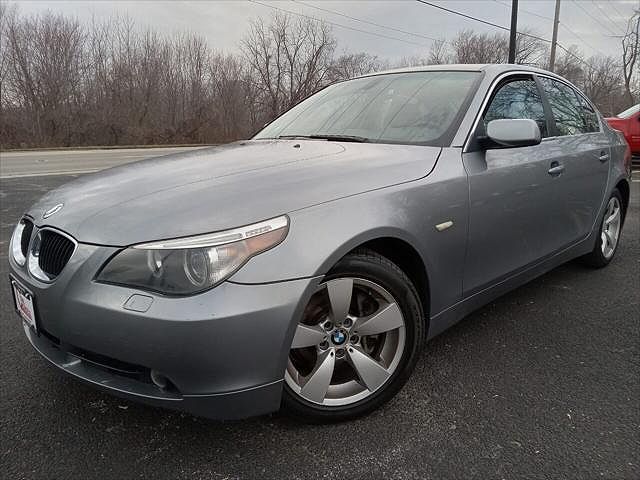 2005 BMW 5 Series 530i image 0