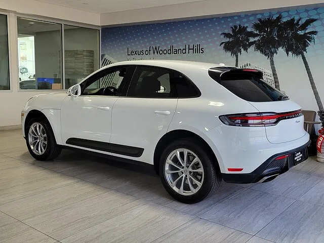 2023 Porsche Macan