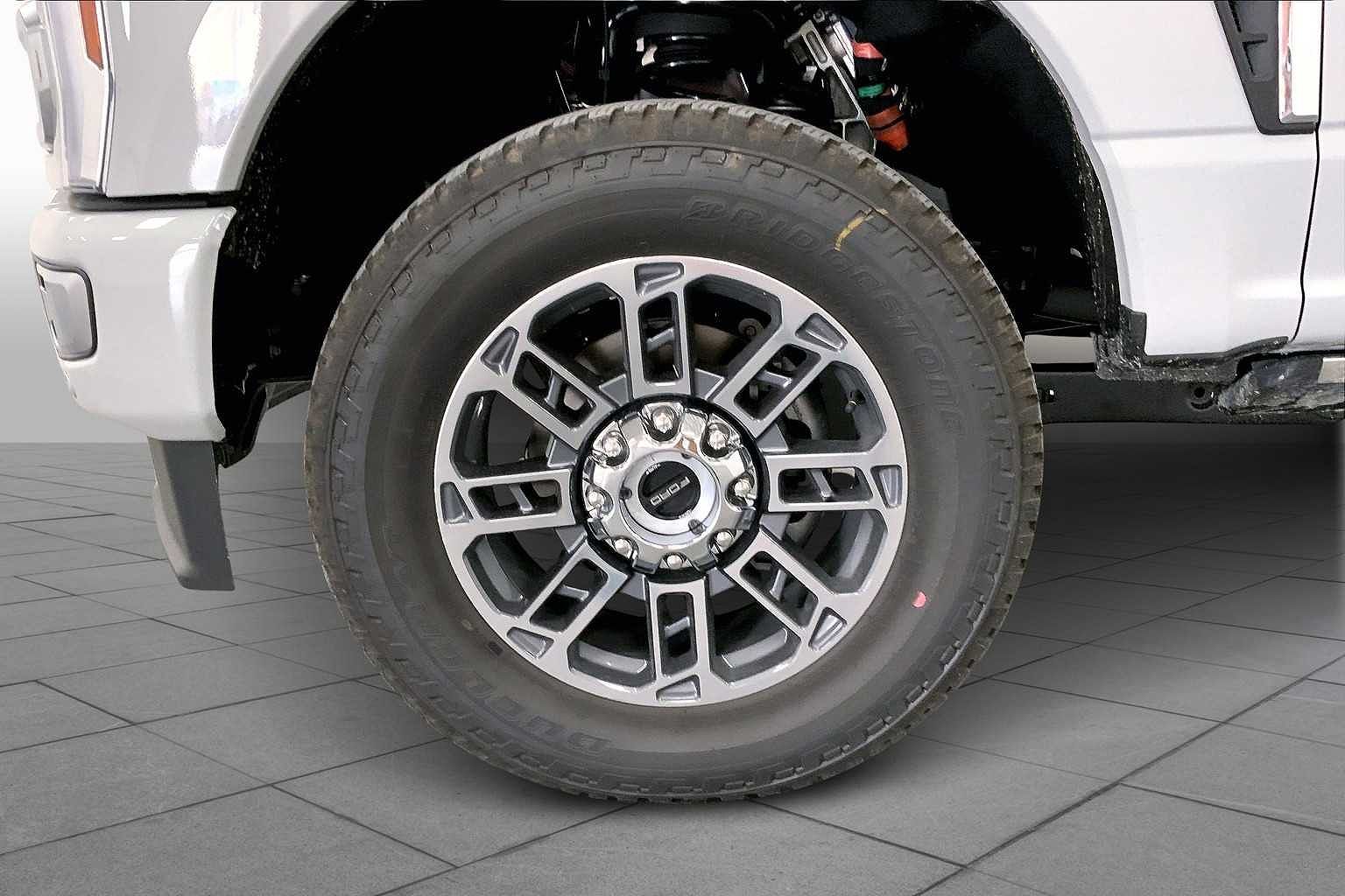 2025 Ford F-250