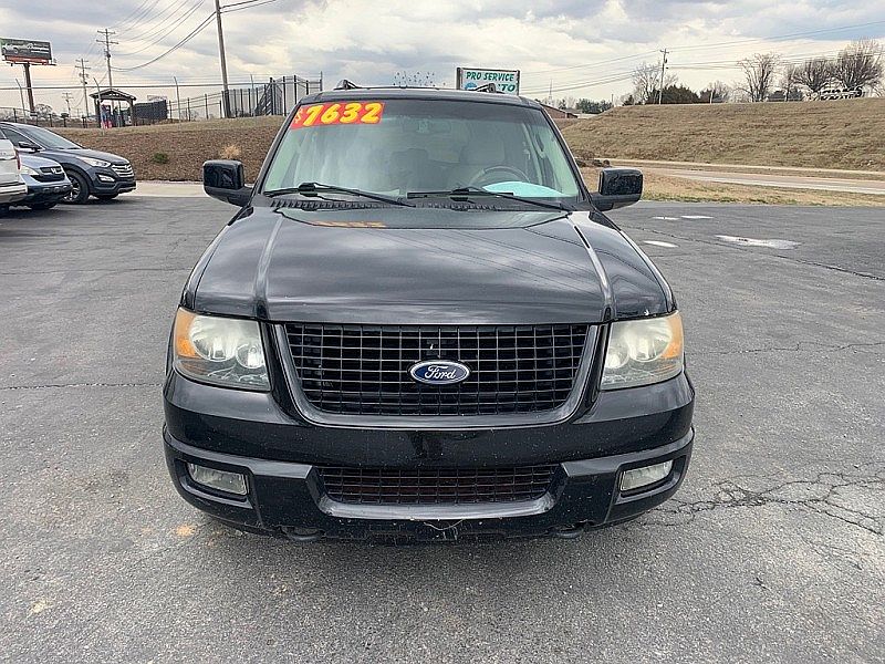 2005 Ford Expedition Limited image 1