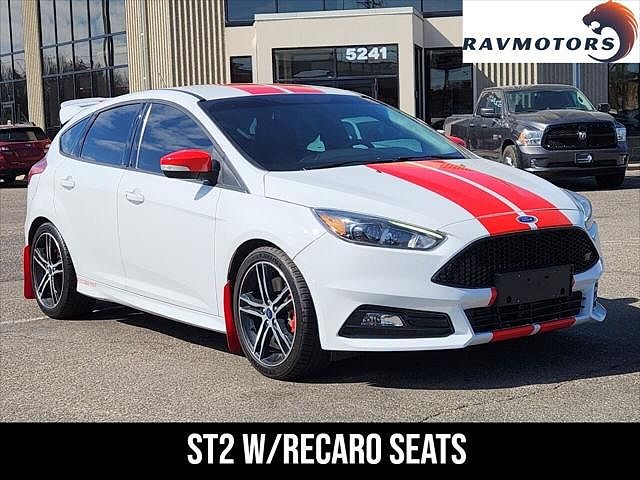 2016 Ford Focus ST image 0