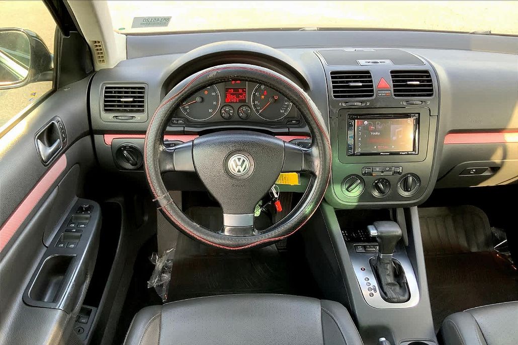 2008 Volkswagen Jetta SE image 4
