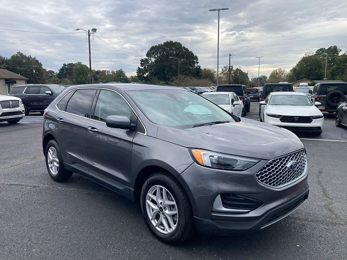 2023 Ford Edge
