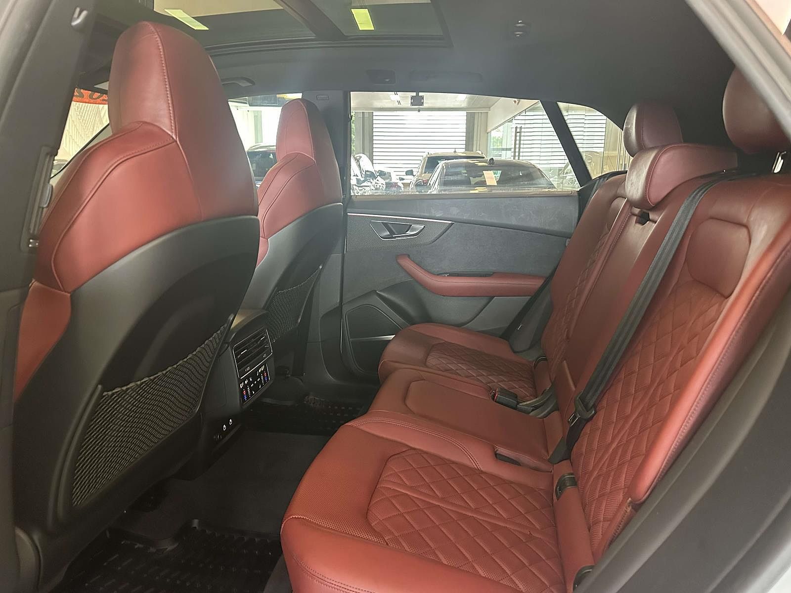 2023 Audi SQ8