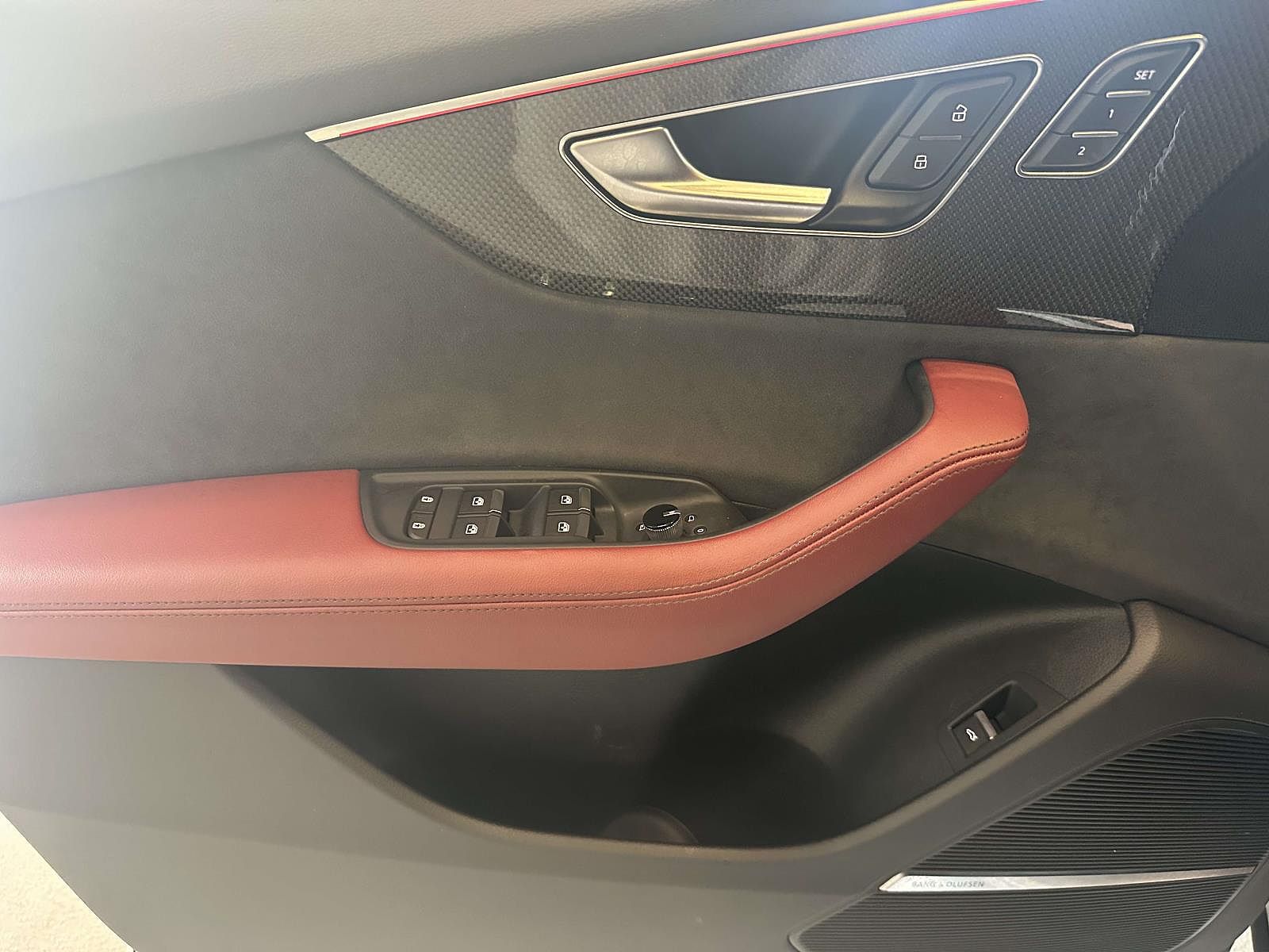 2023 Audi SQ8