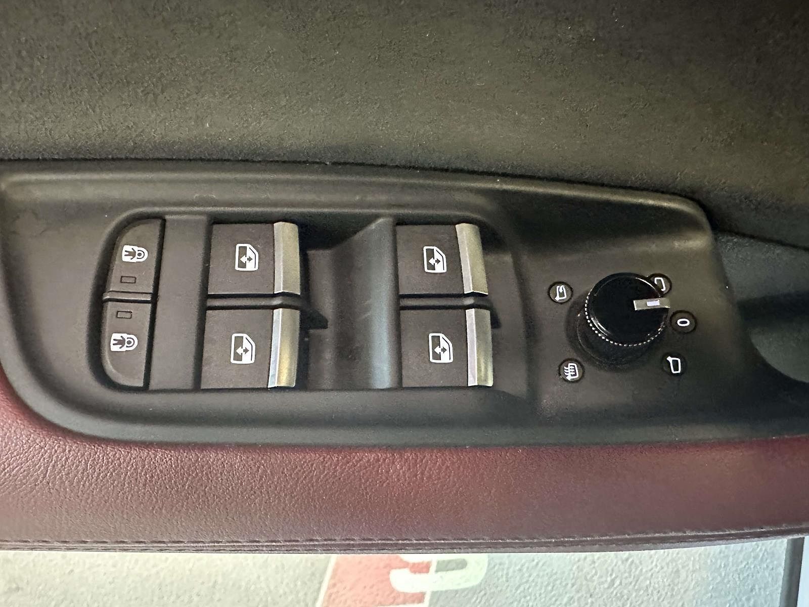 2023 Audi SQ8