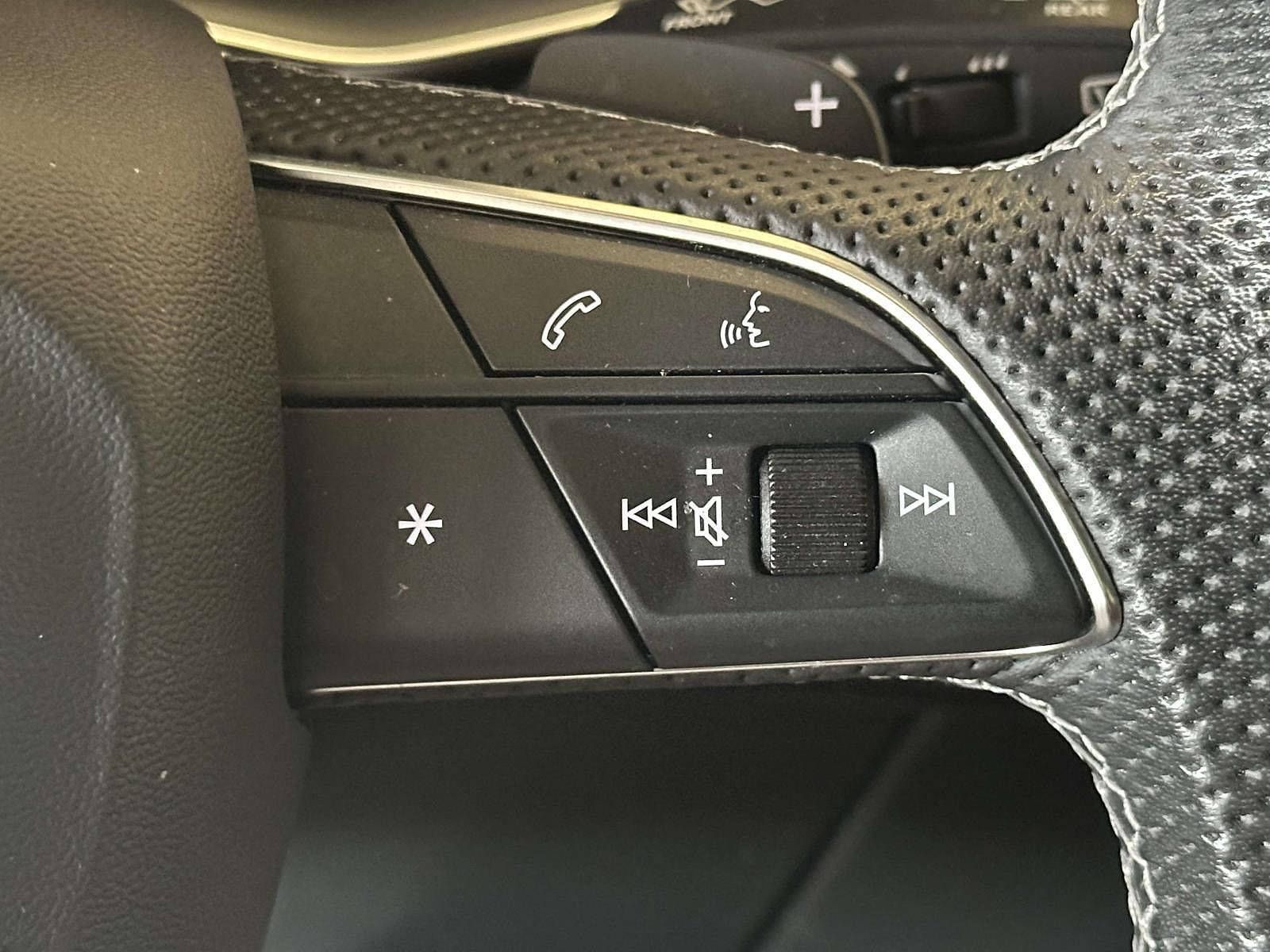 2023 Audi SQ8