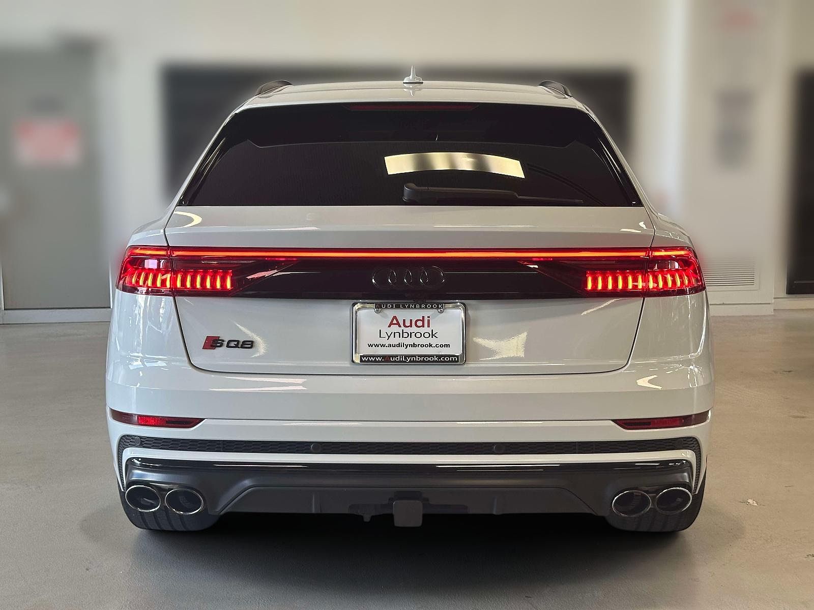 2023 Audi SQ8