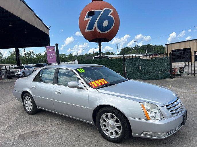 2010 Cadillac DTS