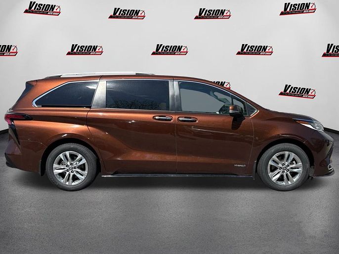 2021 Toyota Sienna