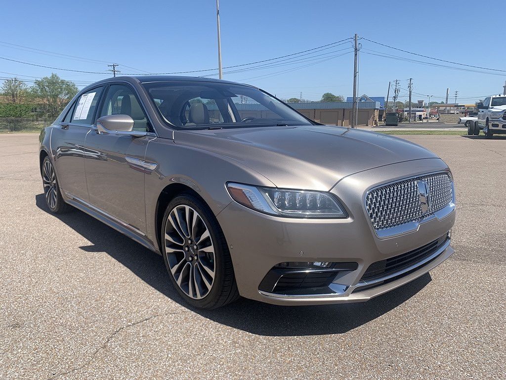 2019 Lincoln Continental Reserve image 0