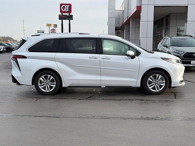 2024 Toyota Sienna
