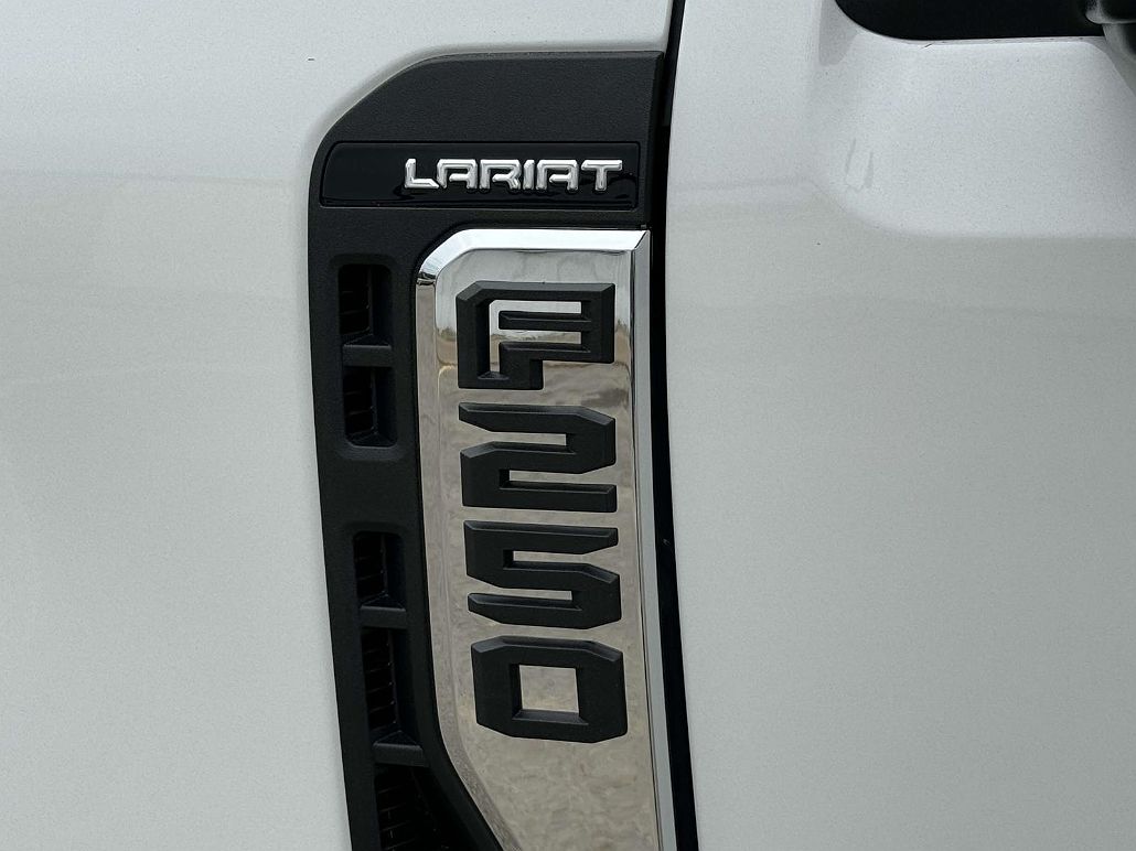 2024 Ford F-250 Lariat image 5