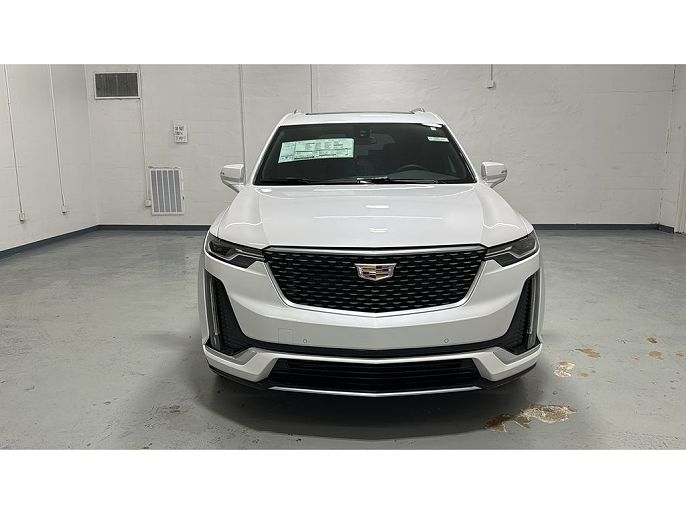 2025 Cadillac XT6