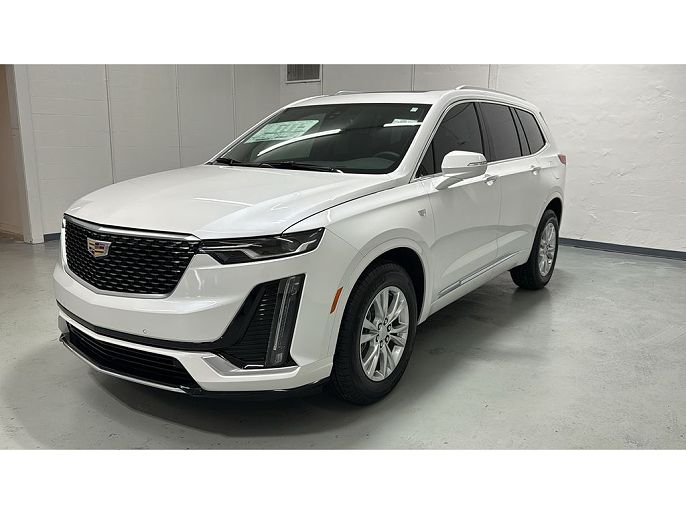 2025 Cadillac XT6
