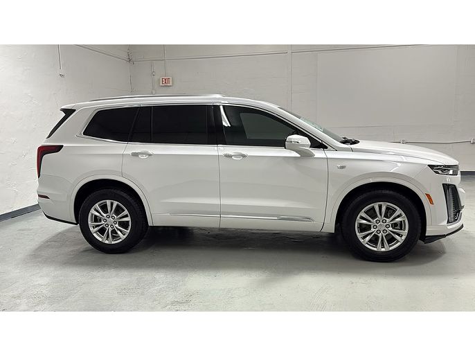 2025 Cadillac XT6