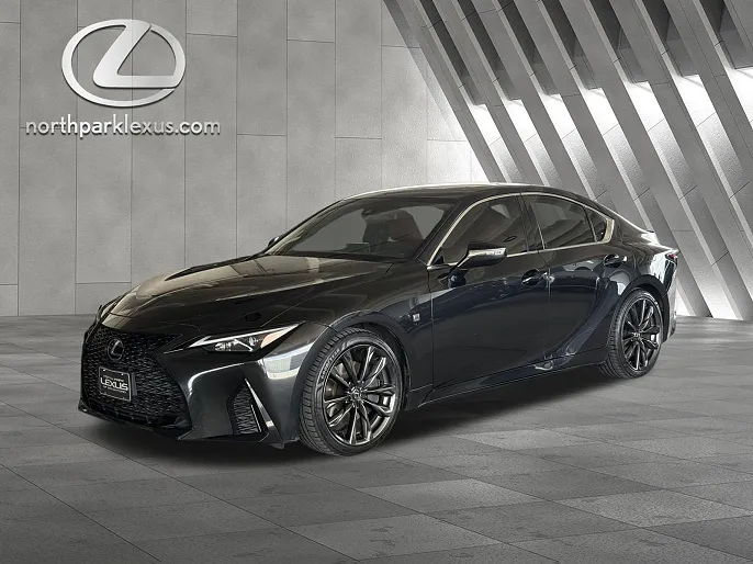 2023 Lexus IS