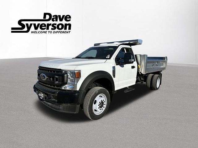 2022 Ford F-550 null image 0