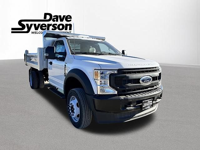 2022 Ford F-550 null image 5