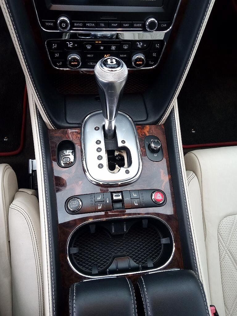 2014 Bentley Continental GTC image 14