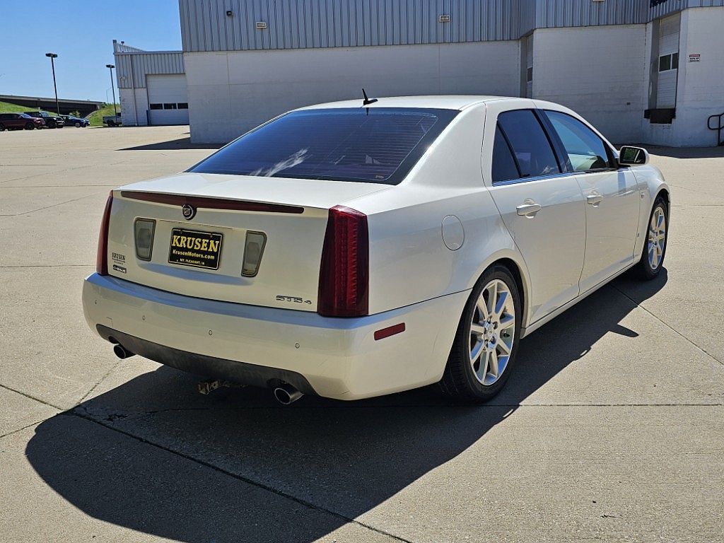 2007 Cadillac STS null image 2