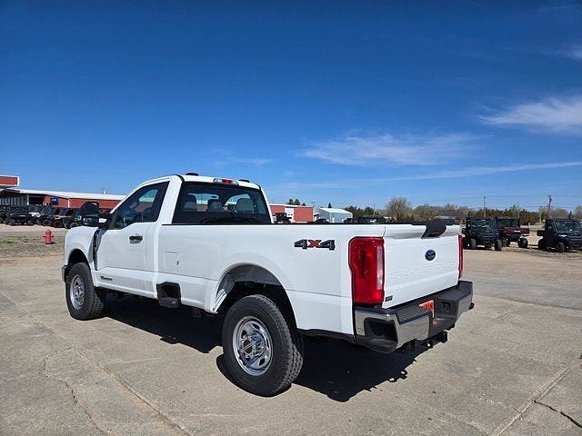 2025 Ford F-350