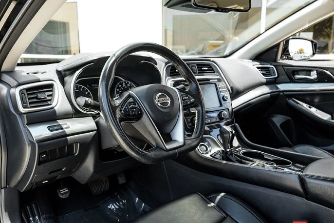 2020 Nissan Maxima