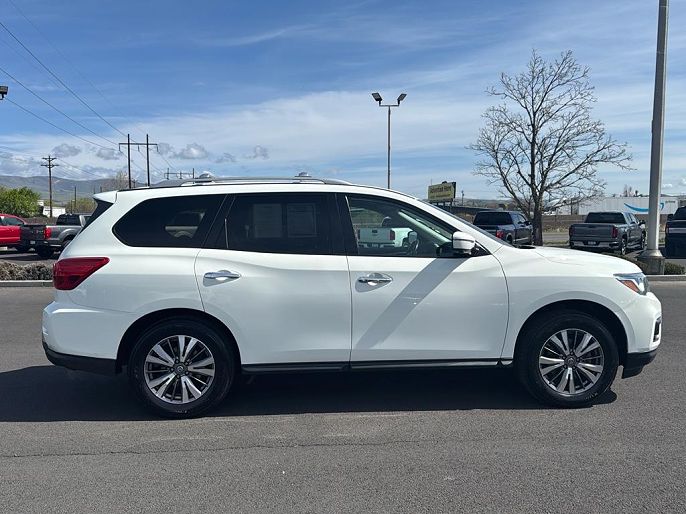 2018 Nissan Pathfinder
