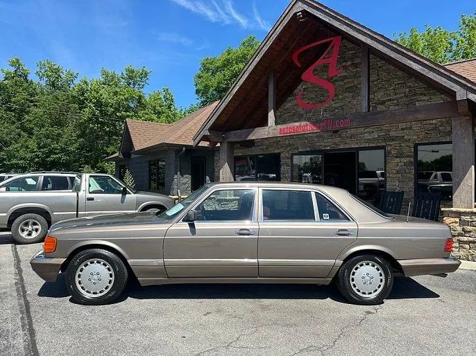 1987 Mercedes-Benz 420