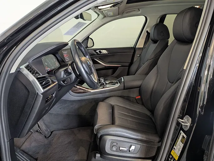 2021 BMW X7