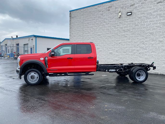 2025 Ford F-550